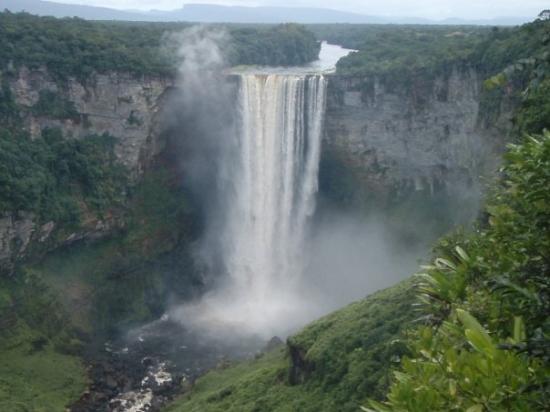 kaieteur-falls-guyana